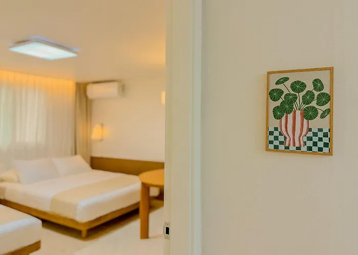 Private For Up To 6 Guests 3 Min To Seowon Stn Gangnam 20 Min Hongdae Easy Access アパート *